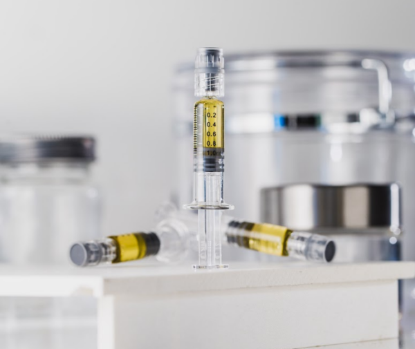 Forever Phoenix THC Glass Distillate Syringes - Image 3